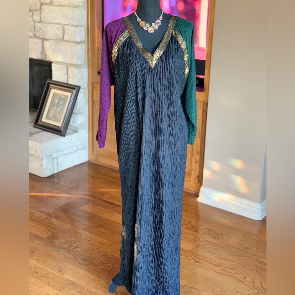 Vintage Avon Metallic Black‎ Kaftan